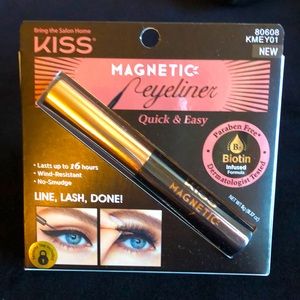 KISS MAGNETIC EYELINER in BLACK